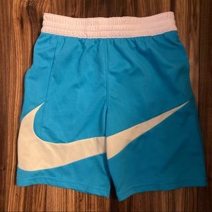 EUC Nike Dri-fit Boys Basketball Shorts Size M